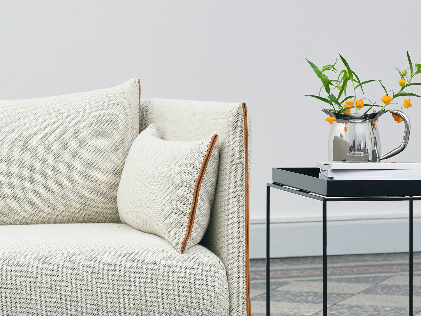 Silhouette Sofa - Coda 100, Oak Base, Cognac Piping