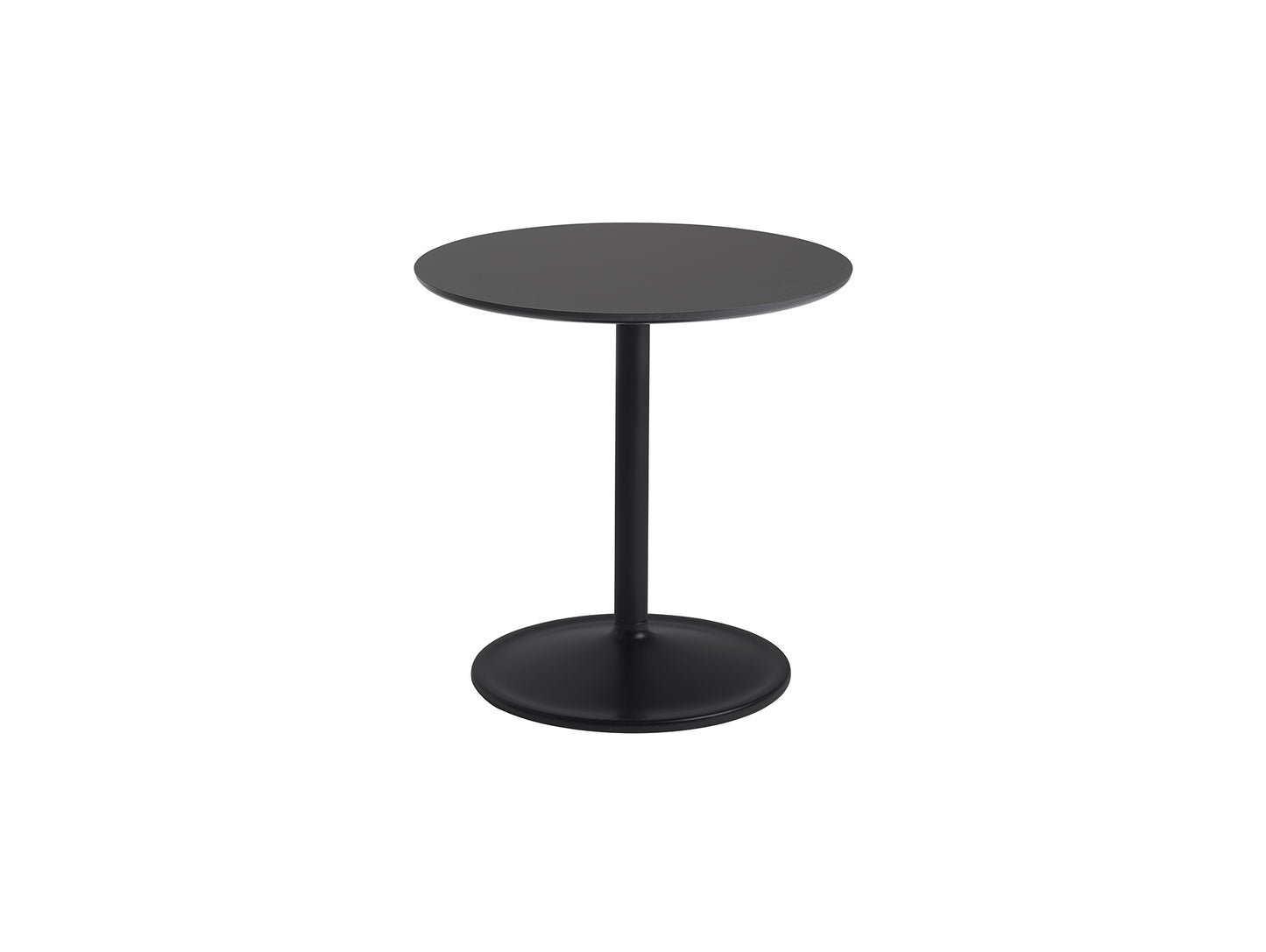 Soft Side Table by Muuto - Diameter : 48 cm / Height: 48 cm in black nanolaminate top and black aluminum base