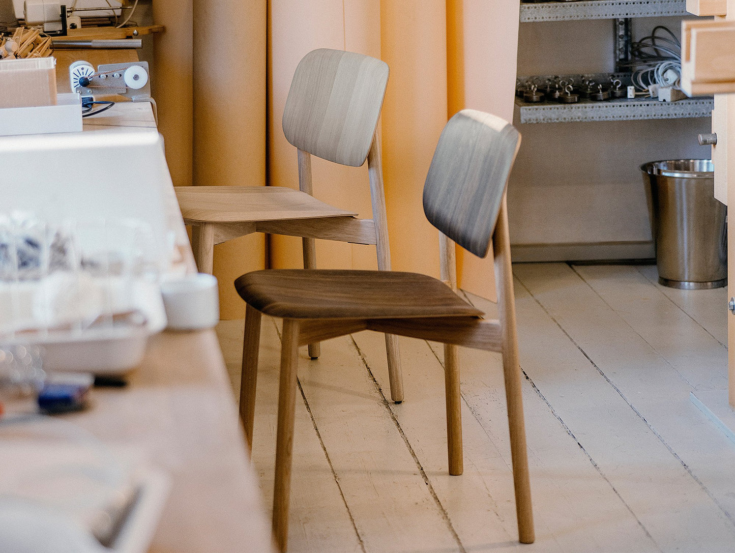 Soft Edge 60 (Wood Dining Chair)