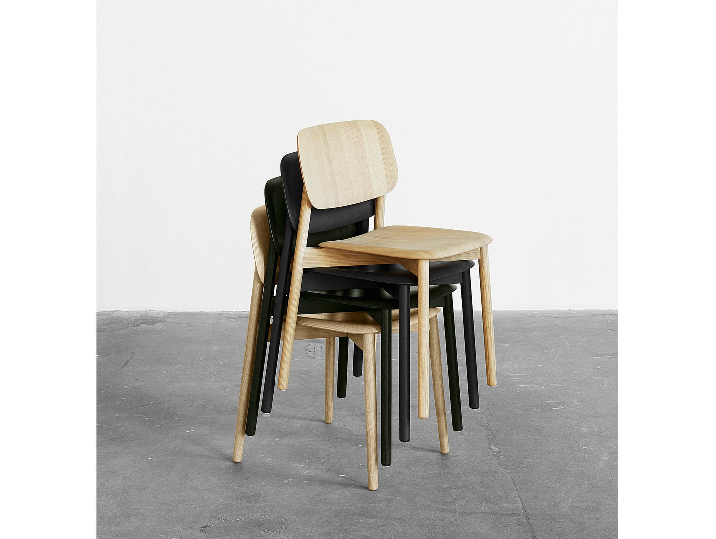 Soft Edge 60 (Wood Dining Chair)