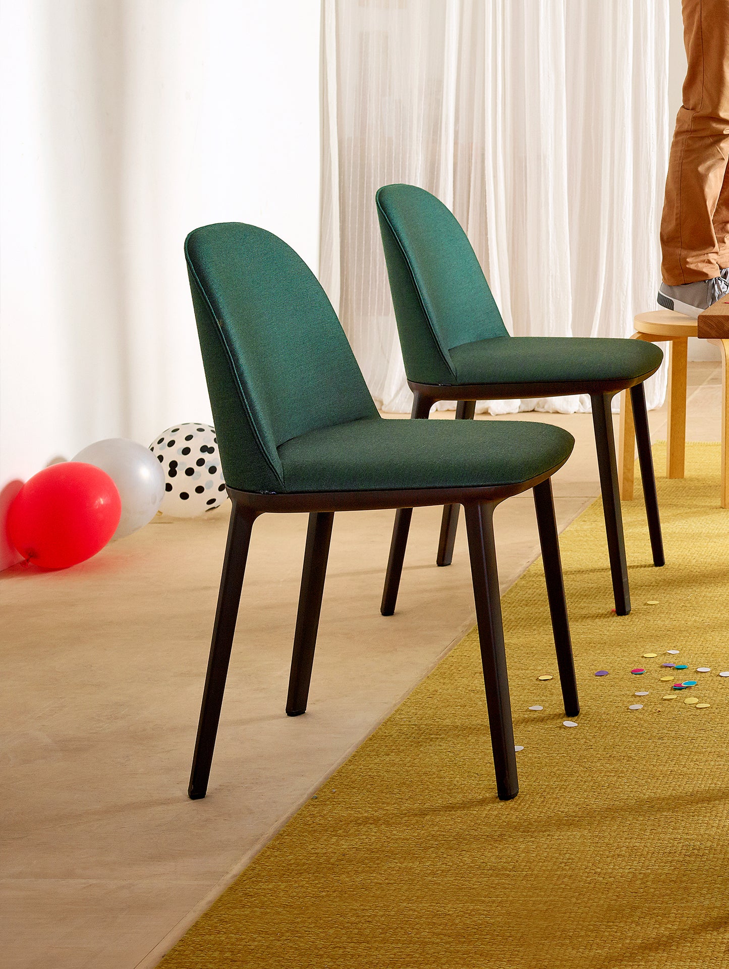 Softshell Side Chair by Vitra - Aura Hunger Green 07 (F100)