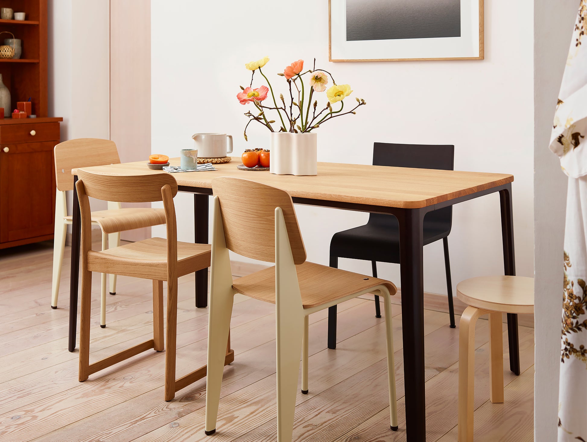 Prouvé Standard Chair by Vitra - Natural Oak, Ecru