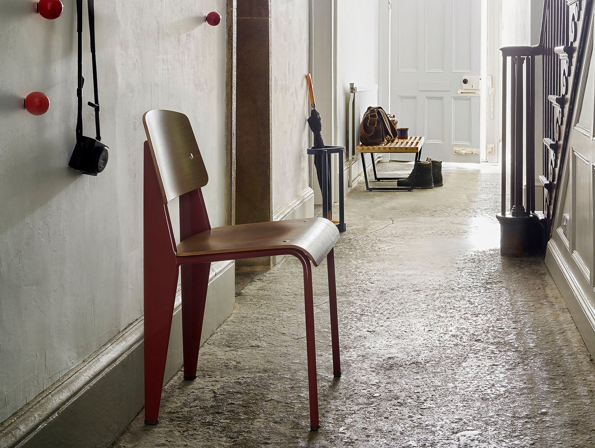 Prouvé Standard Chair by Vitra - Natural Oak, Japanese Red