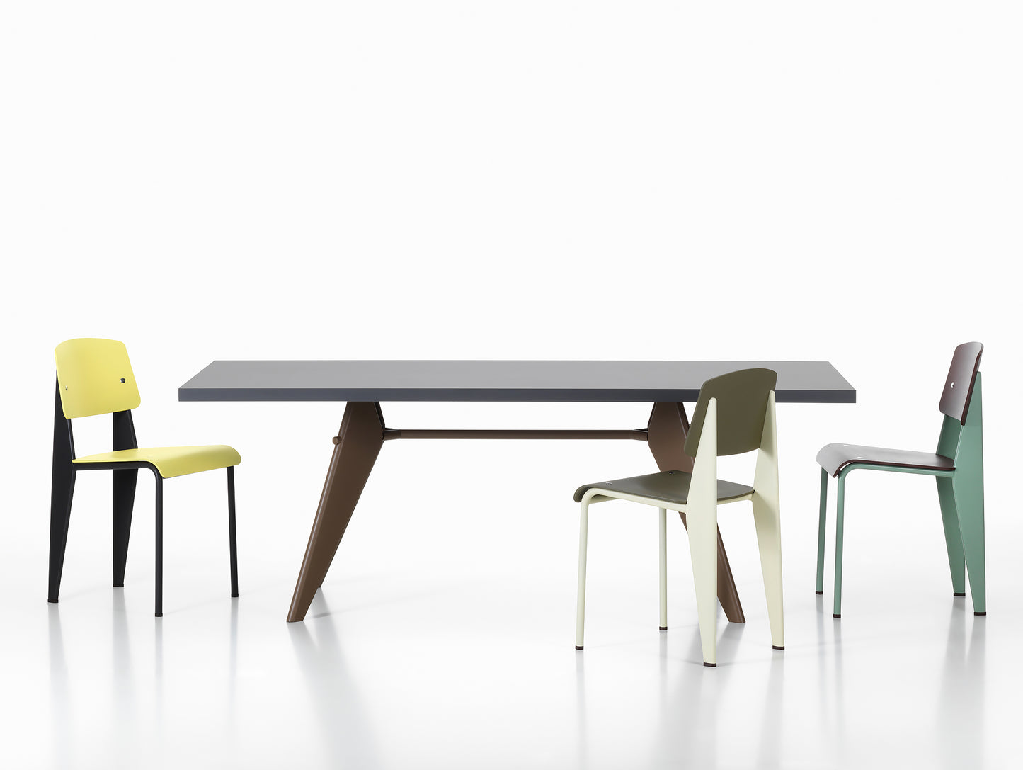 Vitra Standard SP Chair and EM Table