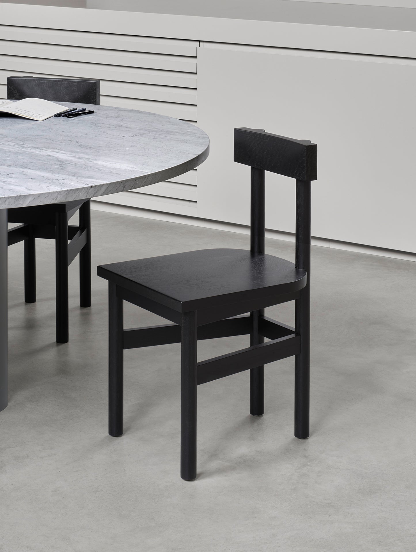 SX01 Gamar Chair by e15 - Jet Black Lacquered Oak