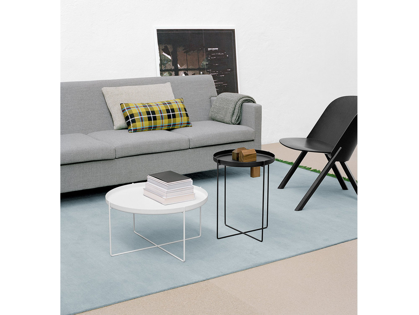 Black That Lounge Chair by e15