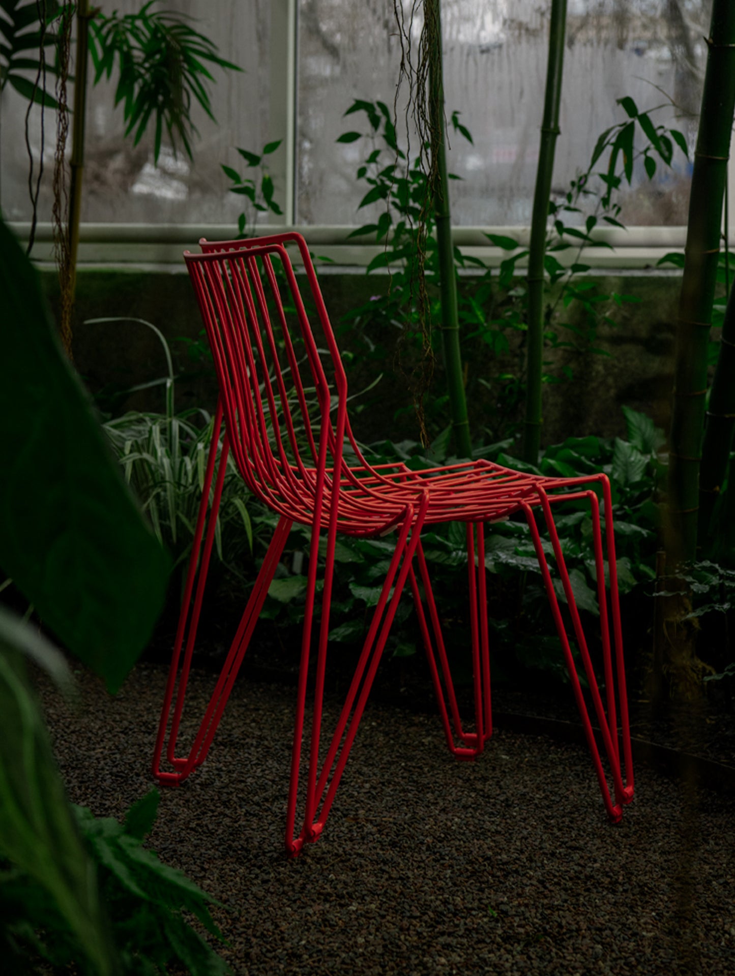 Massproductions Tio Chair in Pure Red