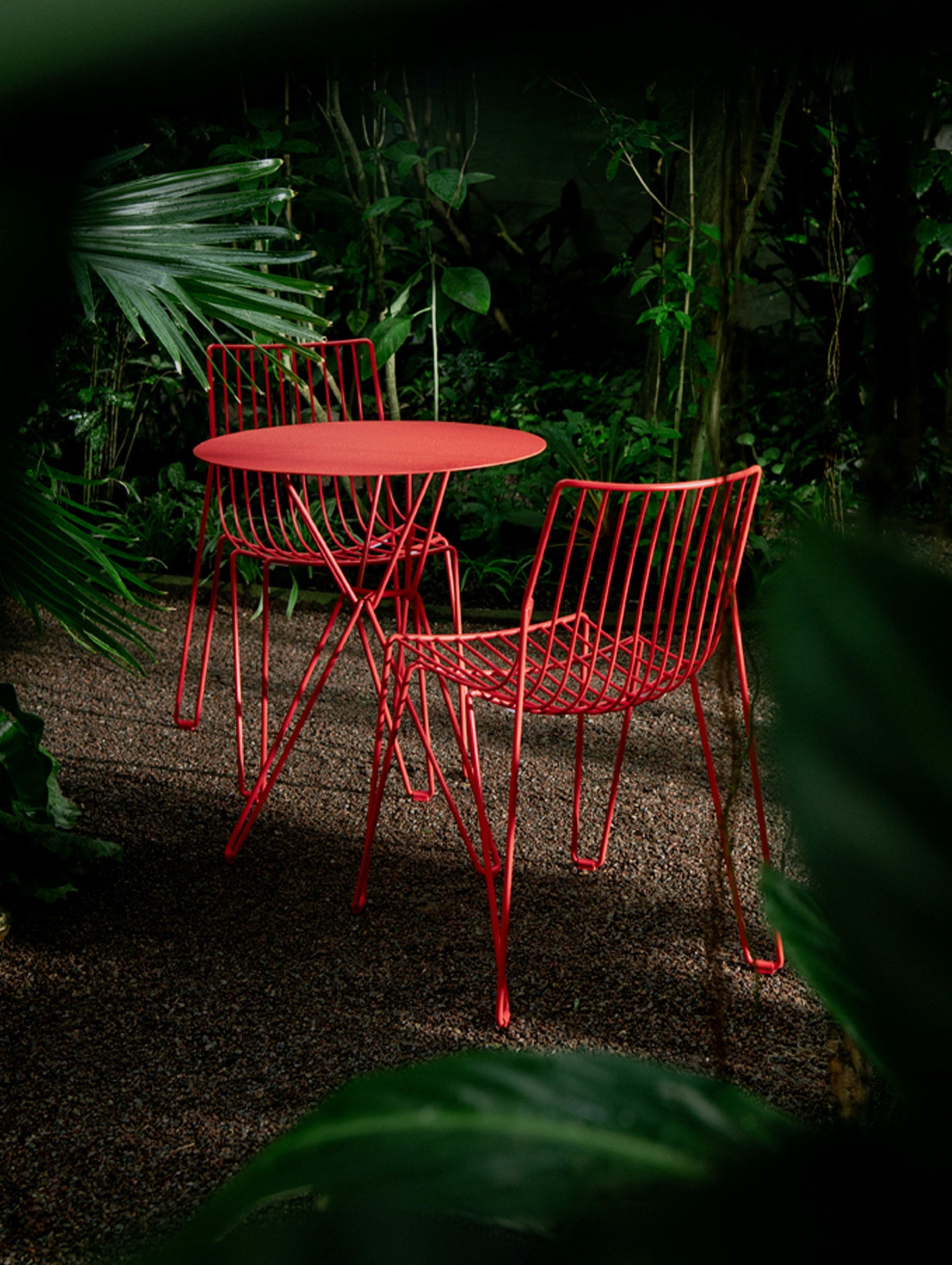 Massproductions Tio Chair in Pure Red