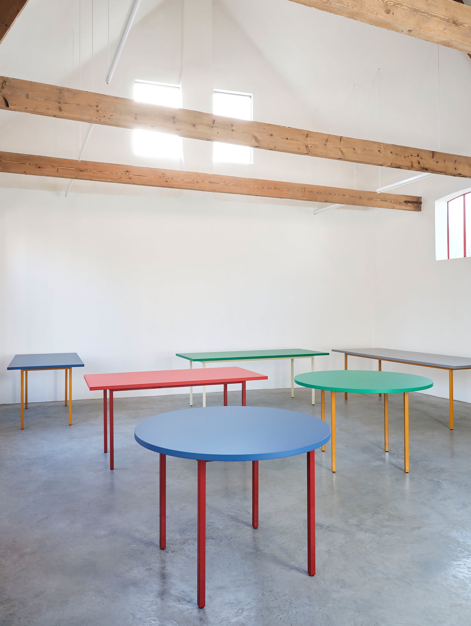Two-Colour Table by HAY