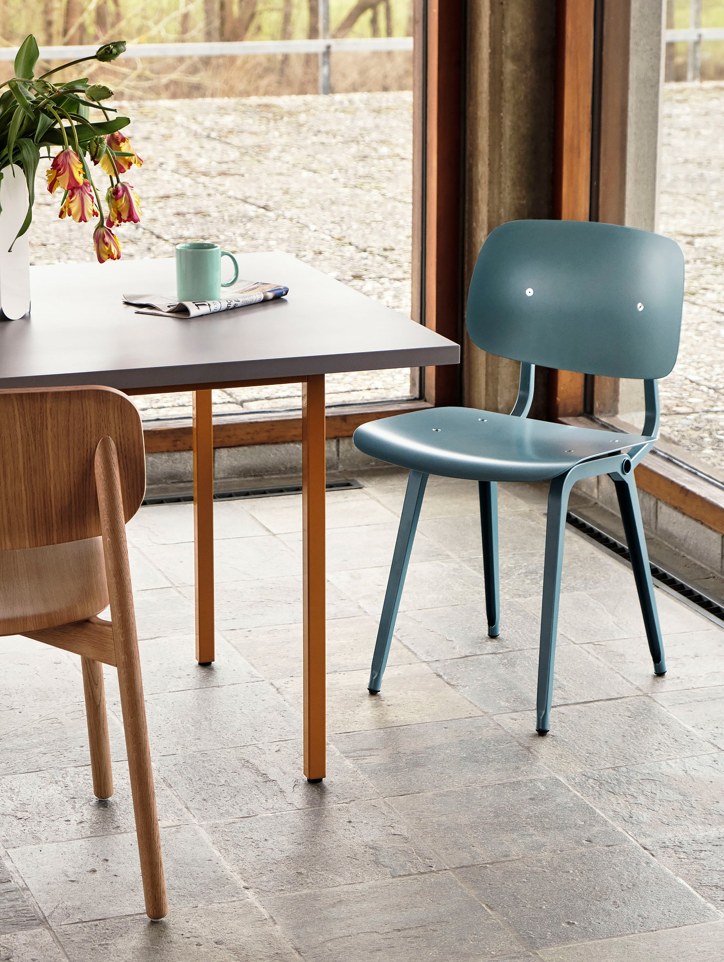 Two-Colour Table by HAY
