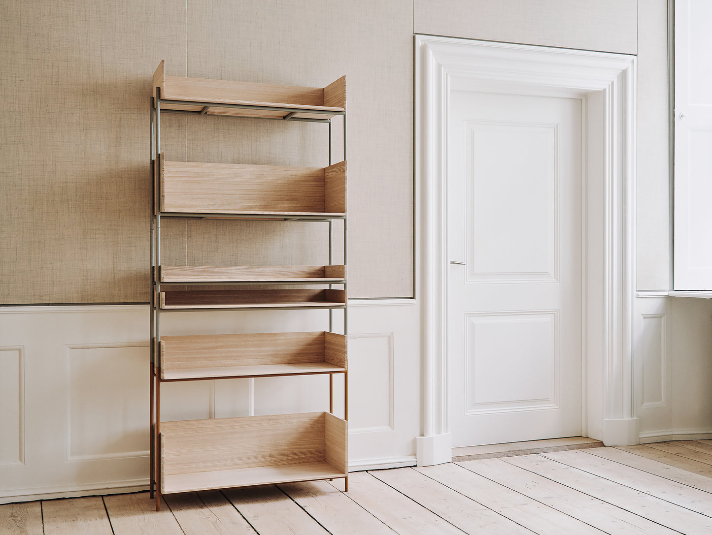 Skagerak Vivlio Shelves - Silk Grey and Bronze Frames with Oak Shelves