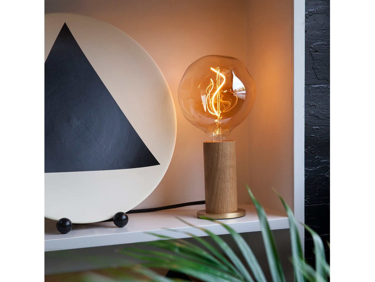 Voronoi I - 2 Watt Tinted LED bulb by Tala