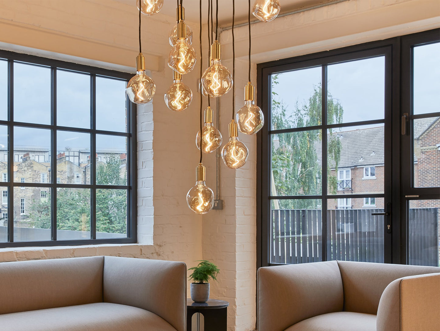 Voronoi I - 2 Watt Tinted LED bulb by Tala