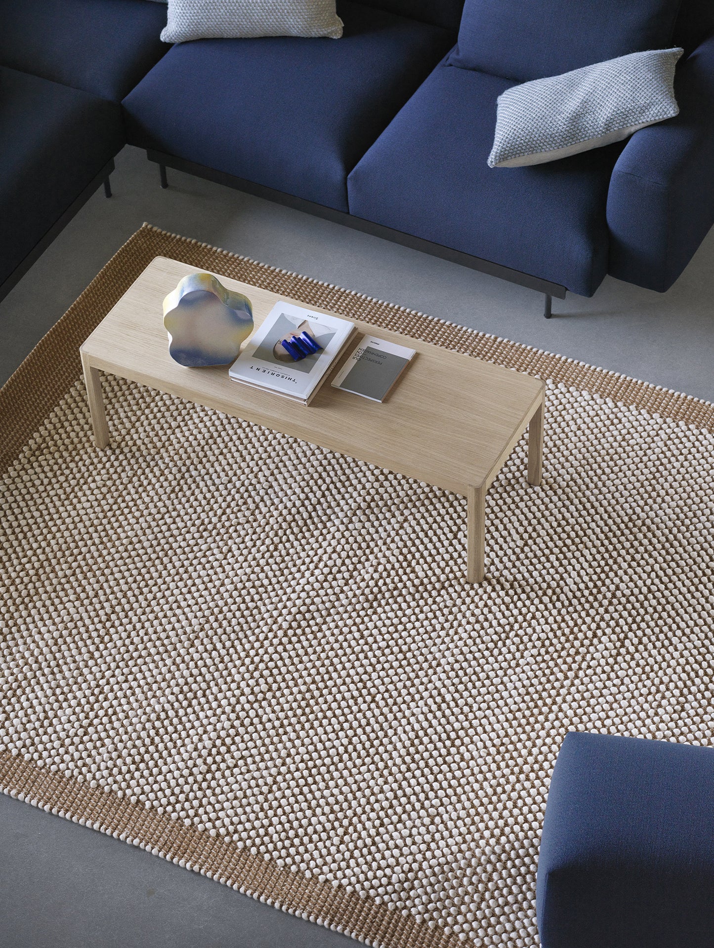 Workshop Coffee Table by Muuto - 120 x 43 cm / Lacquered Oak