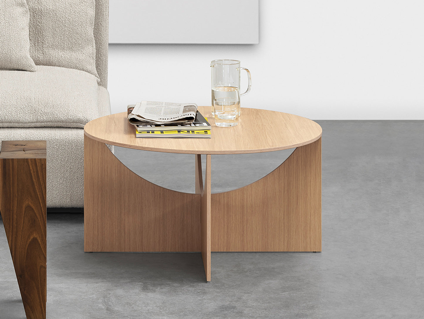 FK05 Charlotte Coffee Table by e15 - Clear Lacquered Oak Veneer