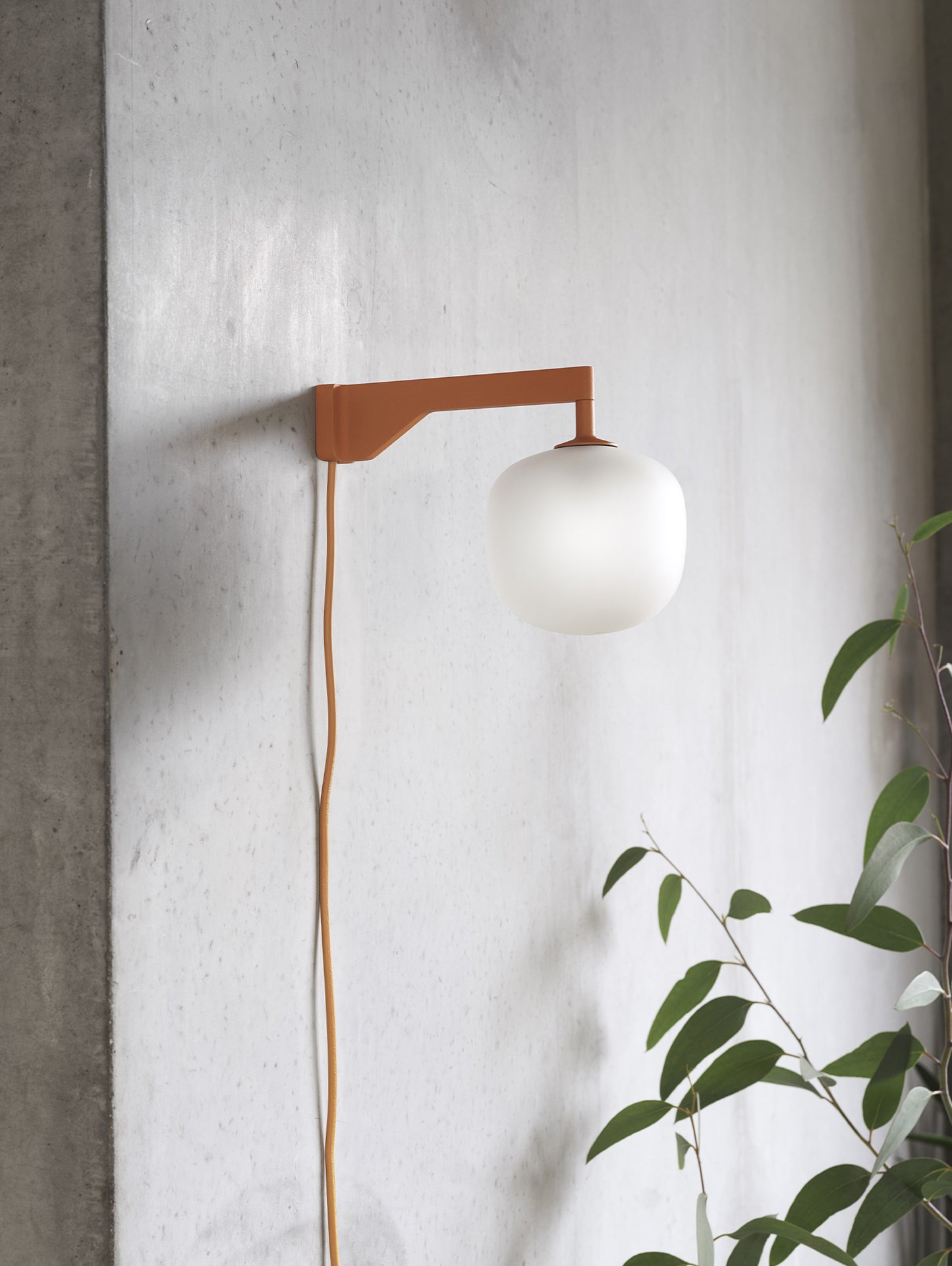 Orange Rime Wall Lamp by Muuto 