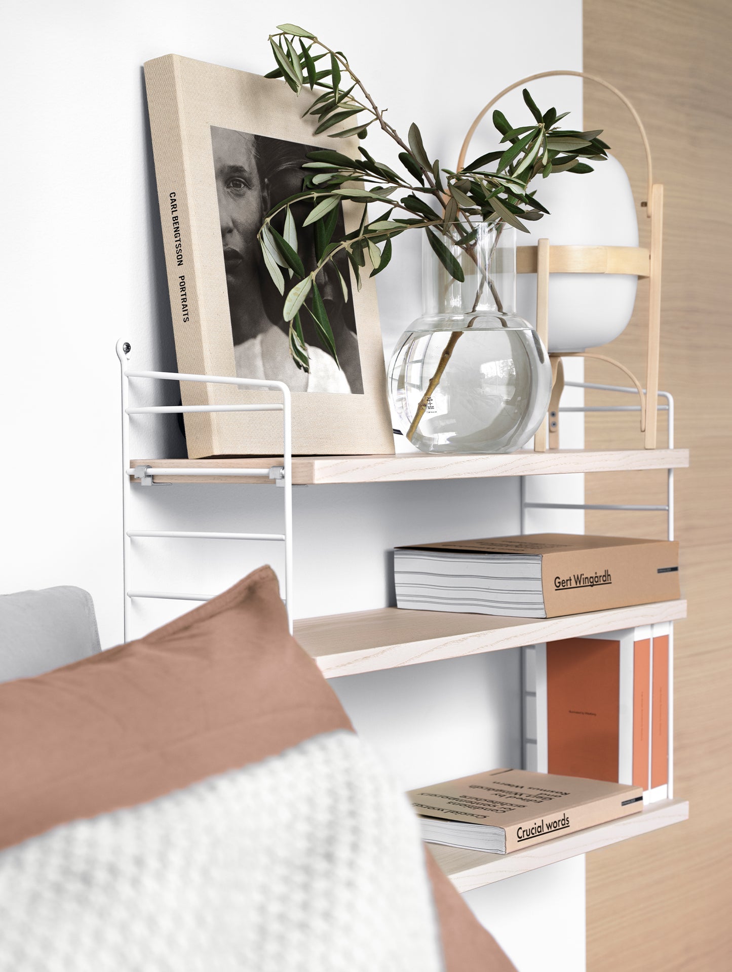 Bedroom Combination by String - ash with white panels