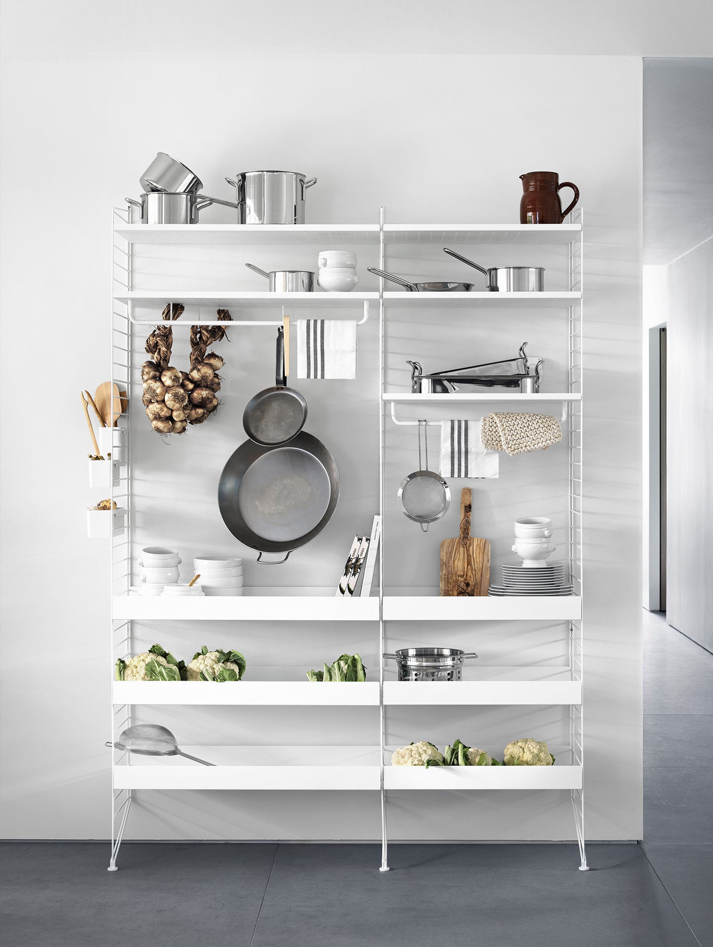 String Kitchen Combinations by String- white