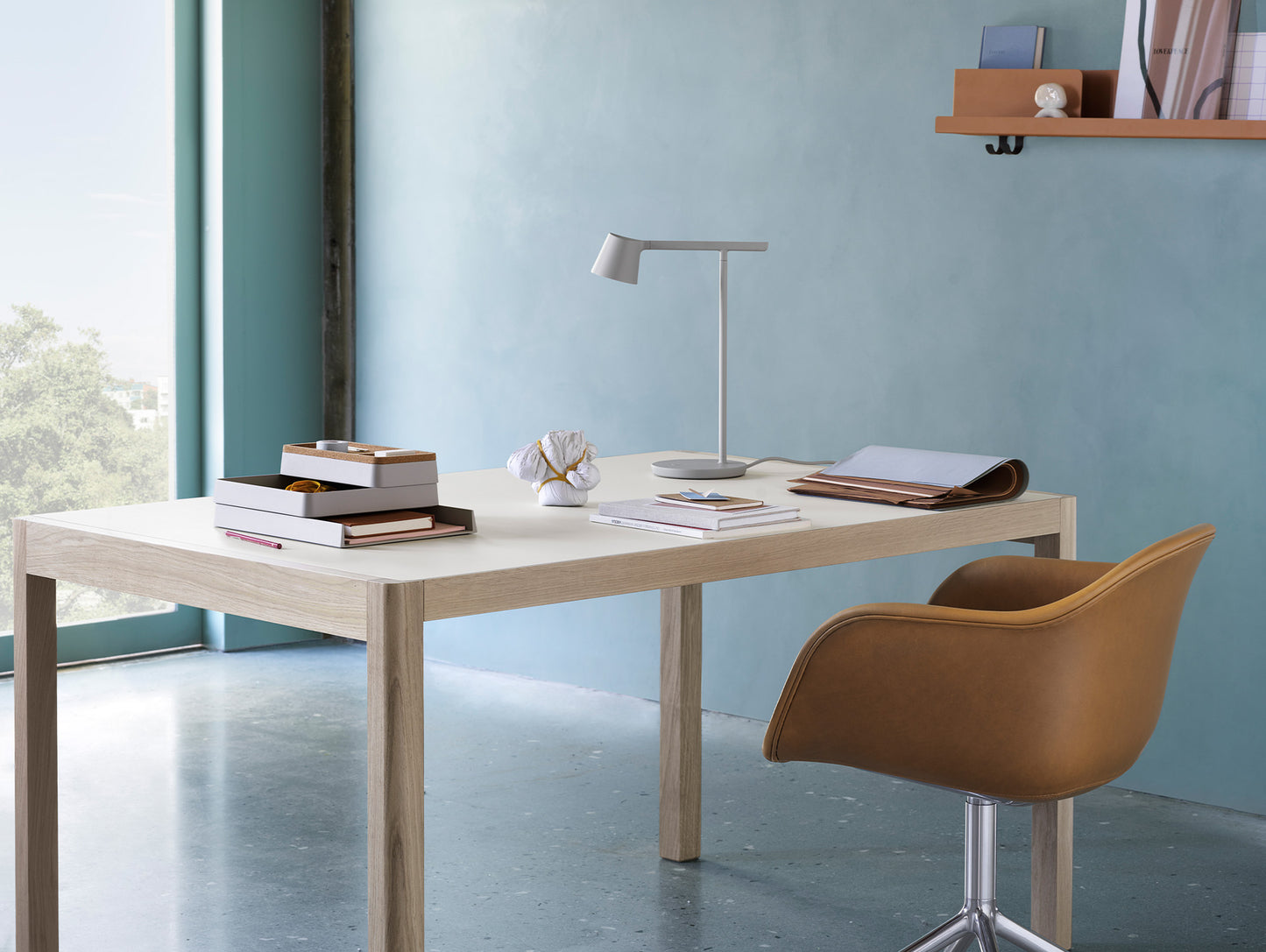 Arrange Desktop Series by Muuto - Configuration 1