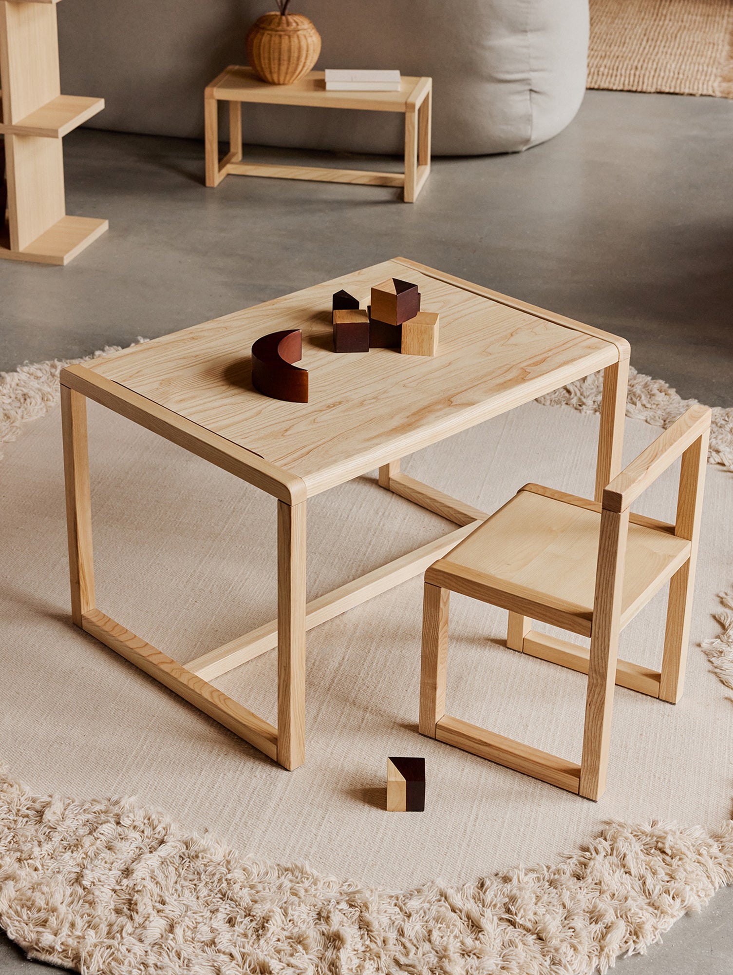 Little Architect Table by Ferm Living - Lacquered Ash