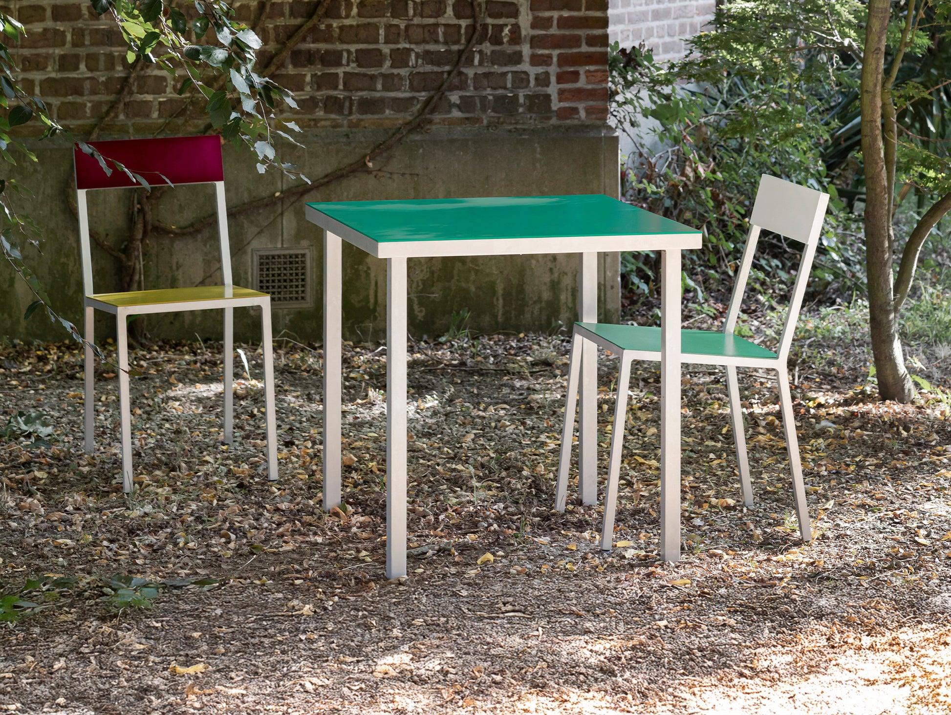 Alu Dining Table by Valerie Objects - Small / Green