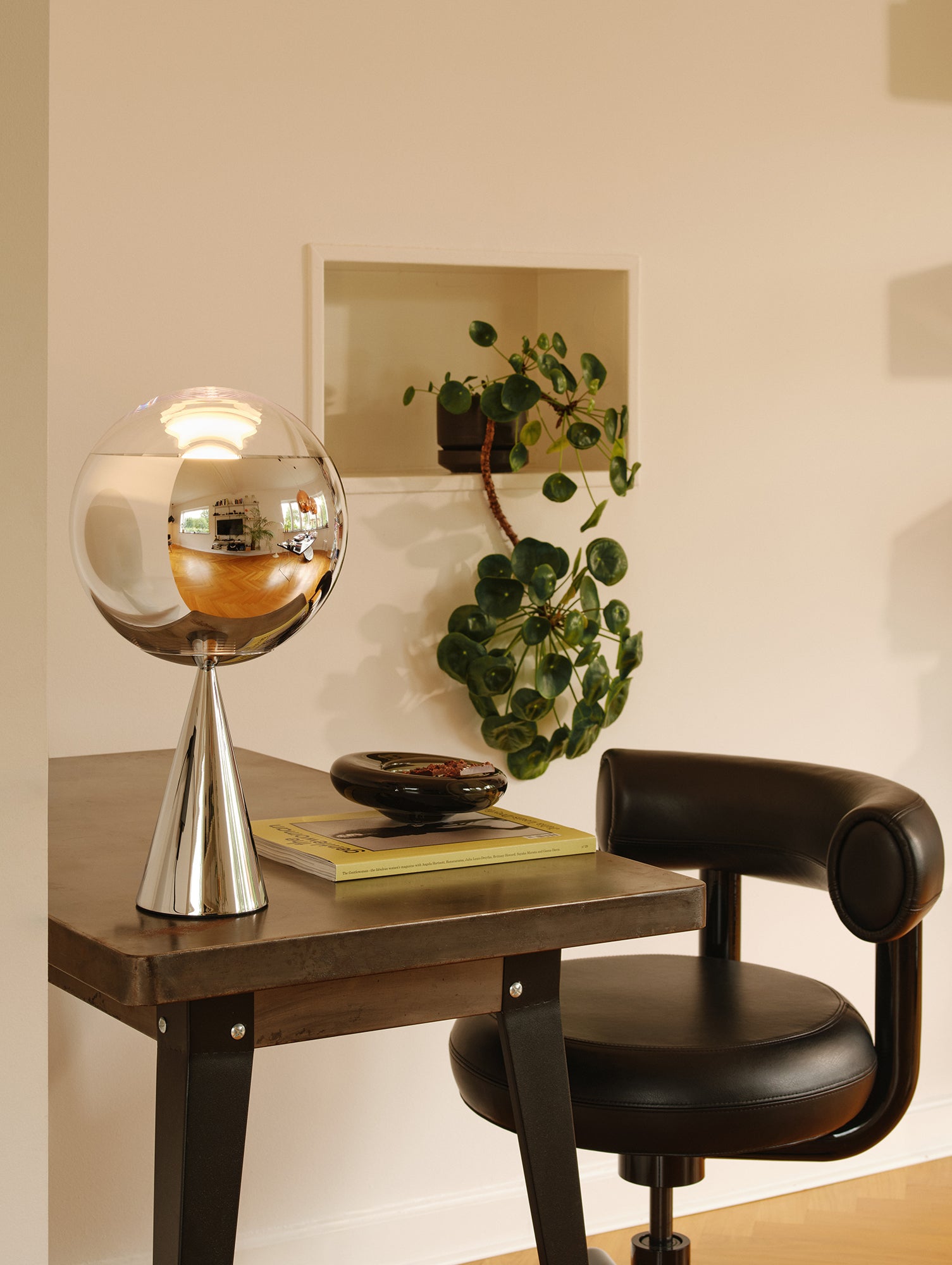 Fat Work Office Chair by Tom Dixon - Camo Leather Black