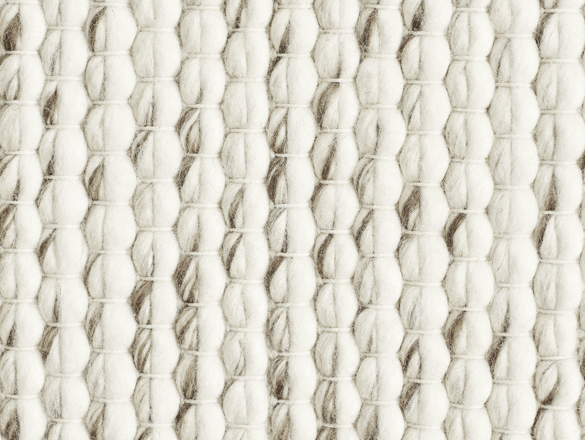 Loopy Rug by Tom Dixon - Natural