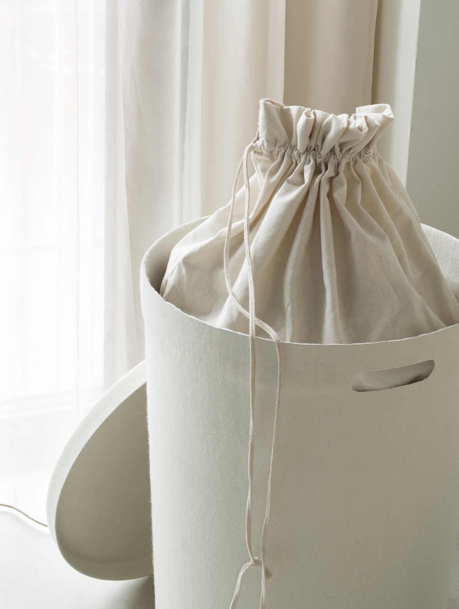 Hide Laundry Basket by Normann Copenhagen - Cream