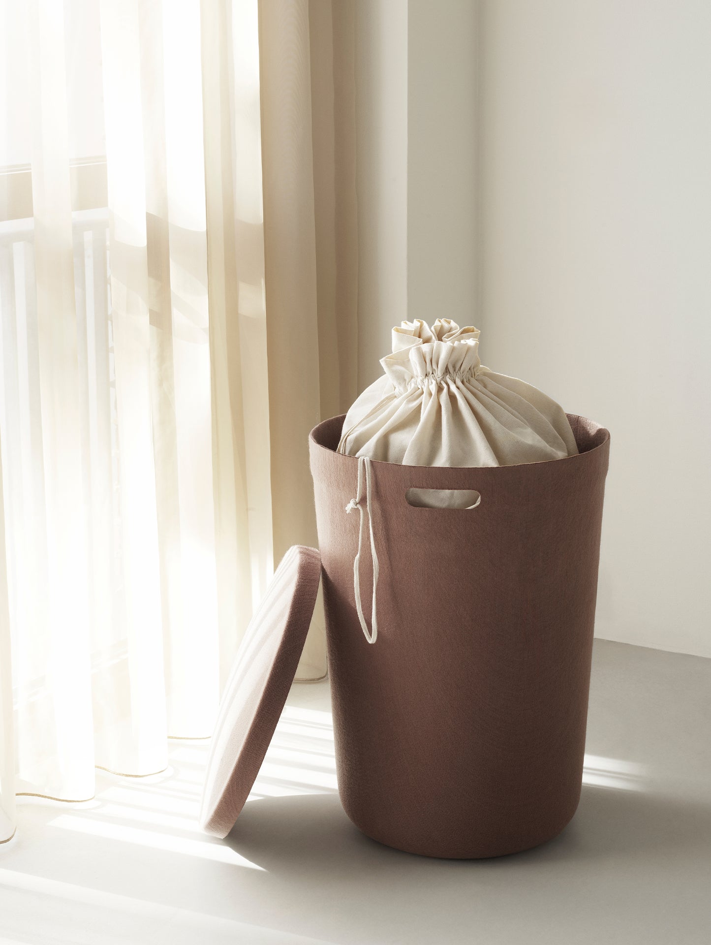 Hide Laundry Basket by Normann Copenhagen - Brown