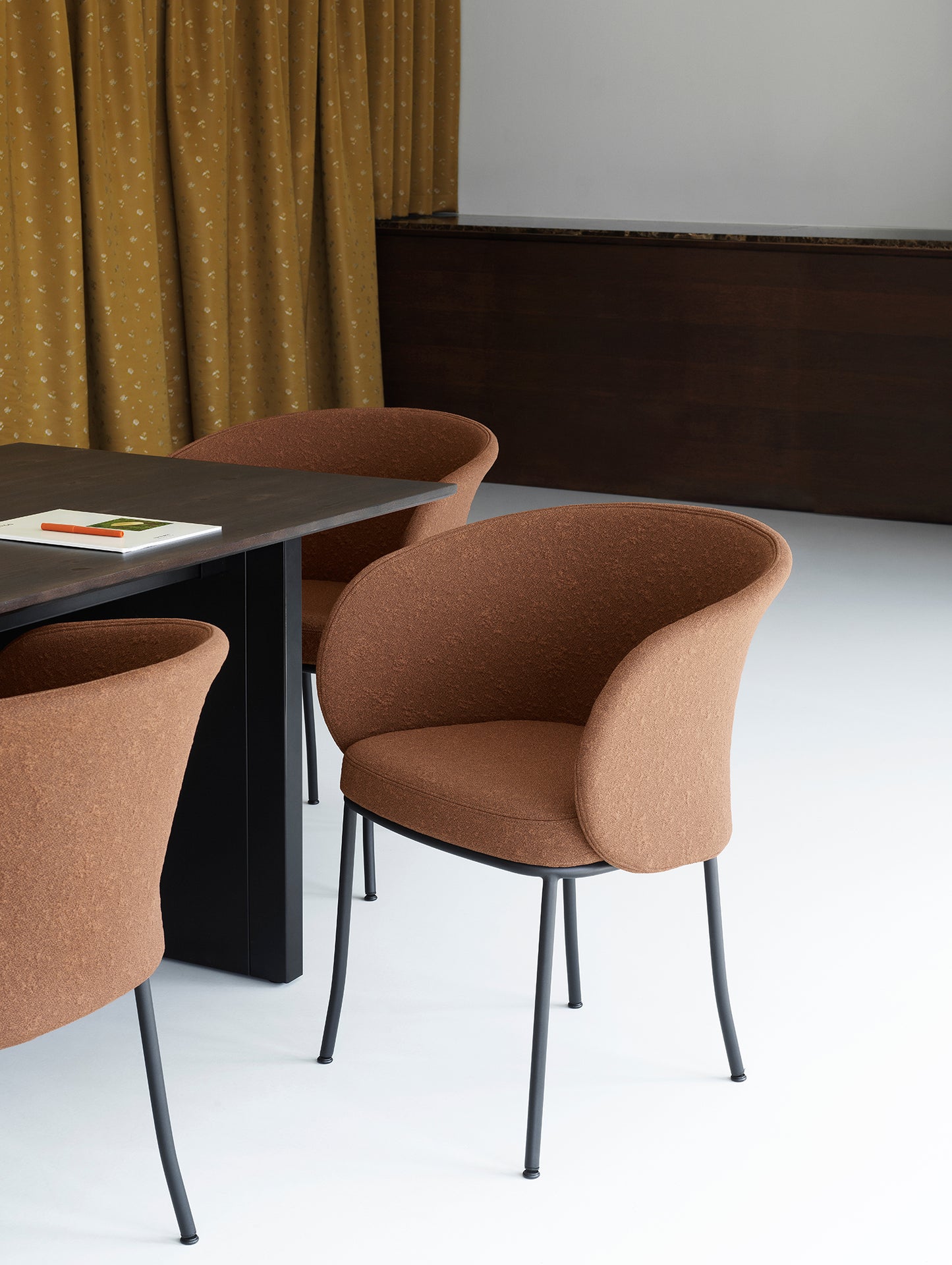 Knit Armchair by Normann Copenhagen - Brandy