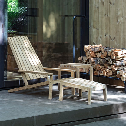 Between Lines Deck Stool by Fritz Hansen