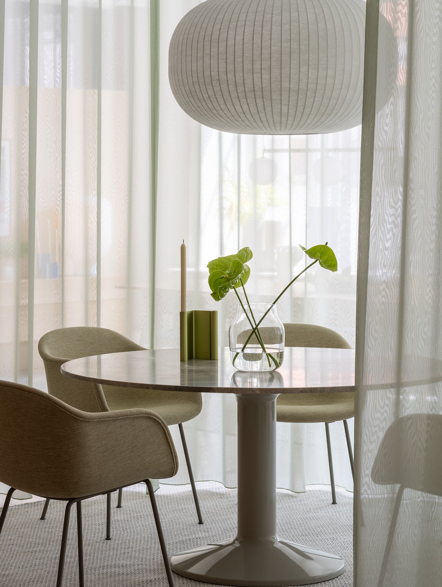 Midst Table Marble by Muuto - Grey Marble Tabletop / Grey Steel Base