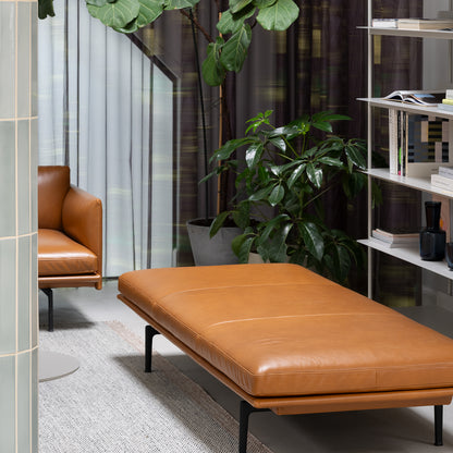 Outline Daybed by Muuto - Cognac Leather