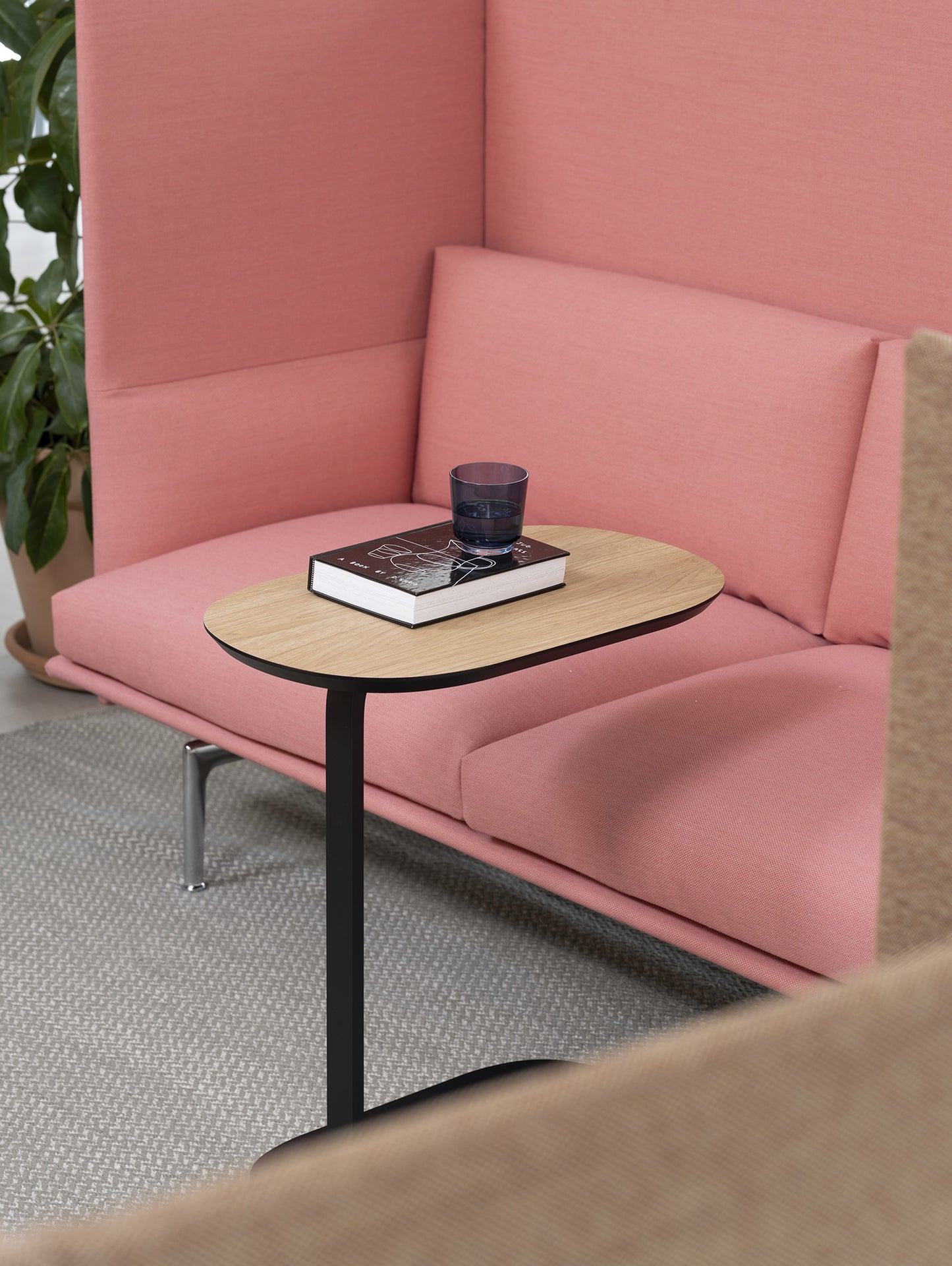 Relate Side Table by Muuto - Oak Laminate / Black