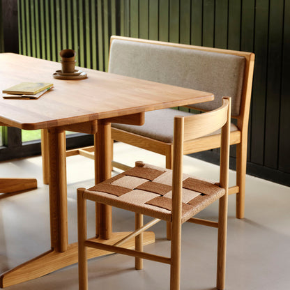 J176 Sonderborg Bench by FDB Mobler - Lacquered Oak / Monochrome Sett Mottled (MLC01)