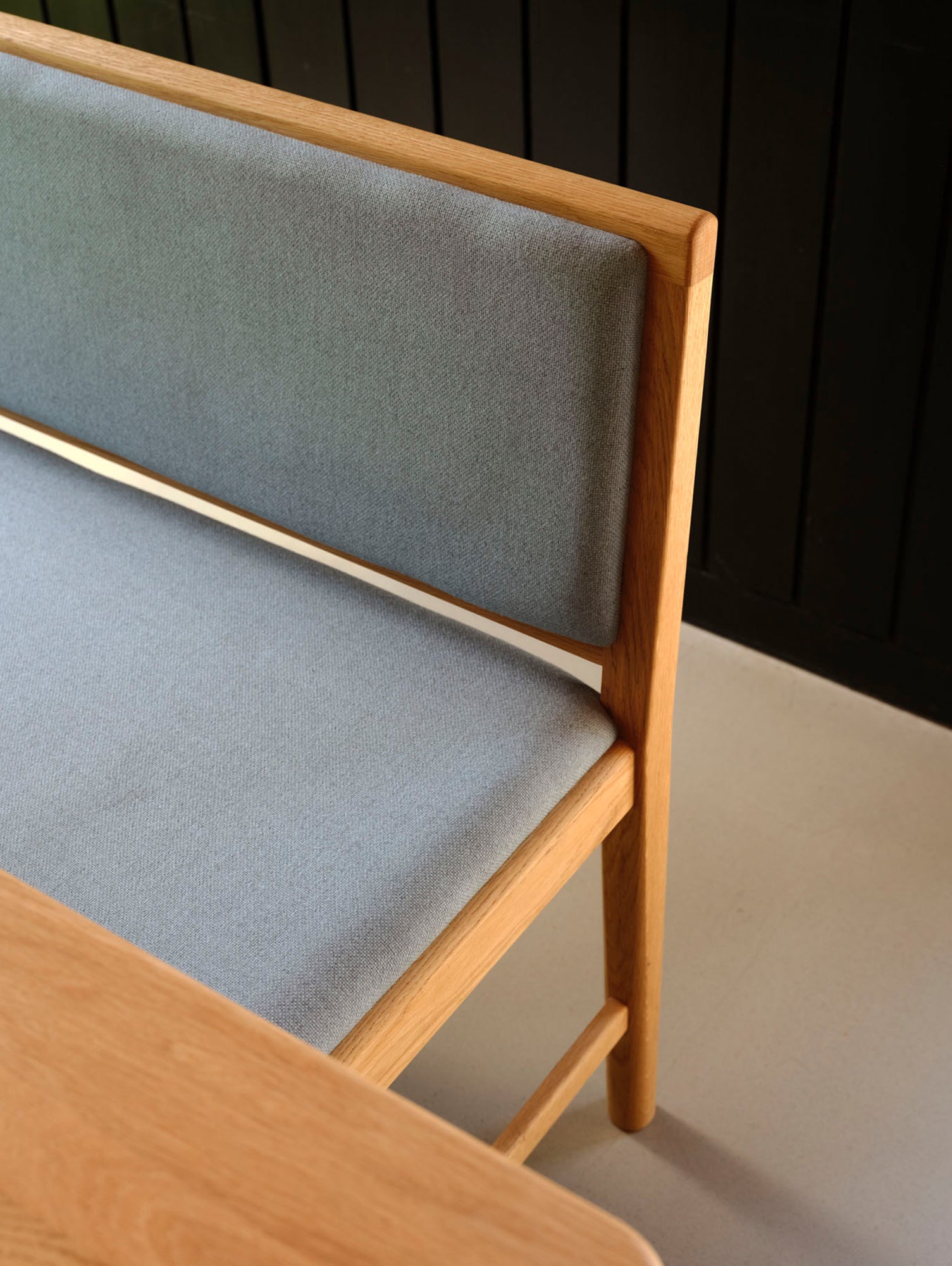 J176 Sonderborg Bench by FDB Mobler - Lacquered Oak / Ploegwool Blue 04