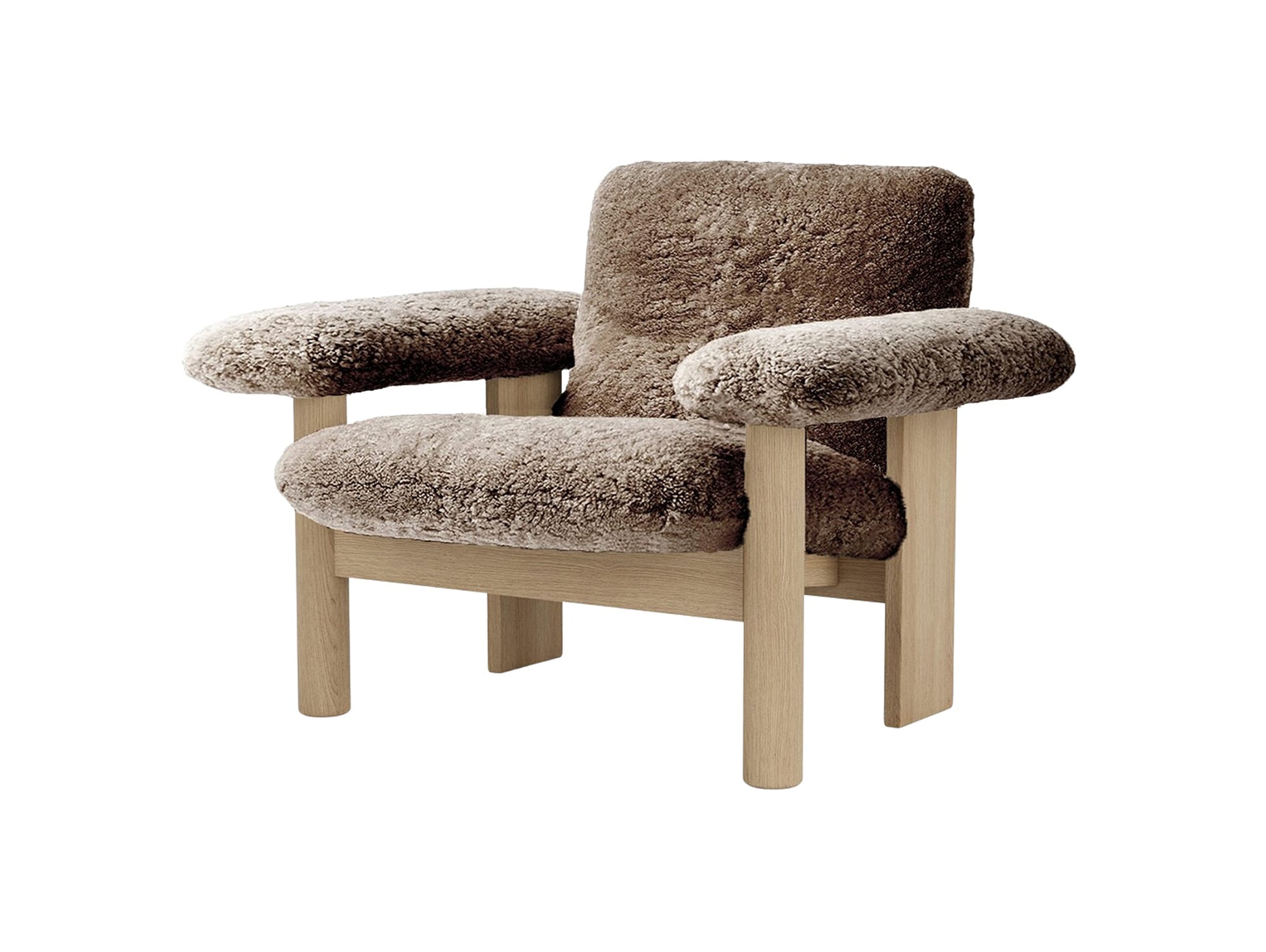 Brasilia Low Back Lounge Chair by Audo Copenhagen - Oiled Oak / Sheepskin Sahara