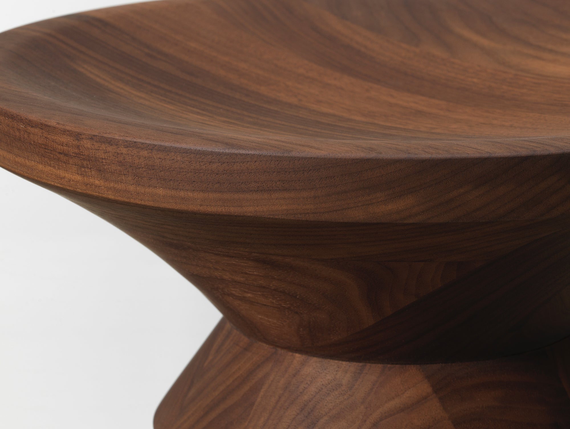 ヴィトラのイームズスツール – Really Well Made