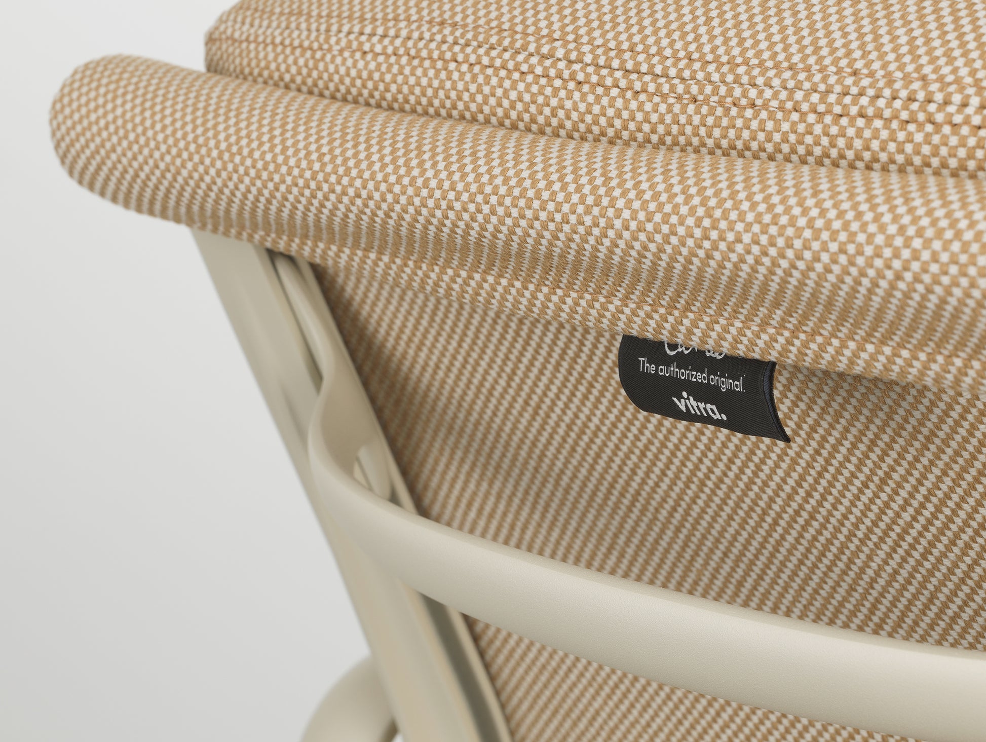 Soft Pad Conference Chair EA 208 by Vitra - Chalk Powder-Coated Aluminium / Laser RE Papyrus Cream (F40)