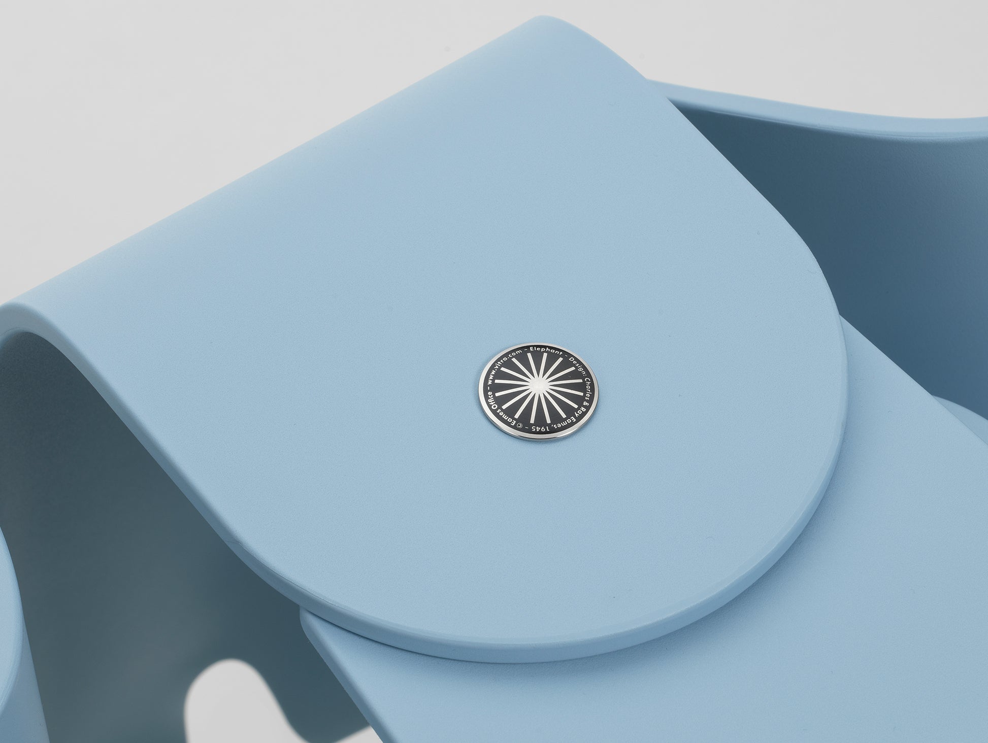 Eames Elephant RE by Vitra - Sky Blue