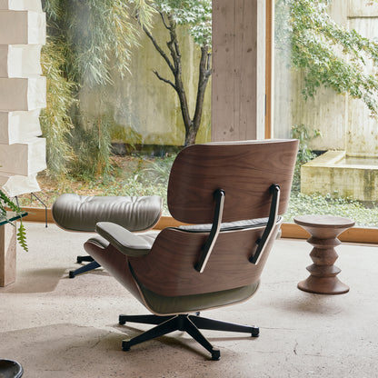 Eames Lounge Chair