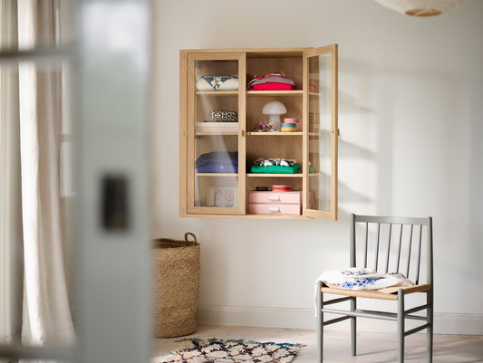 A90 Boderne Display Cabinet by FDB Mobler - Wall Mounted (Height: 106 cm) / Lacquered Oak