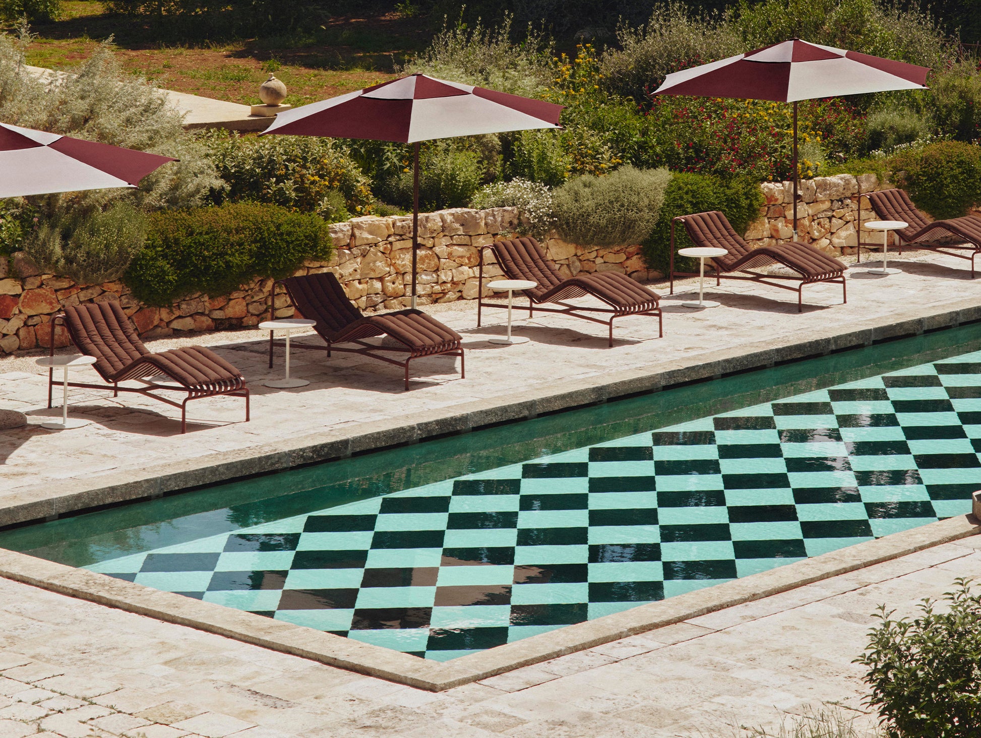Terrazza Parasol by HAY - Hexagon / Off White and Burgundy