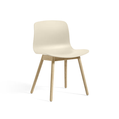 About A Chair AAC 12 by HAY - Melange Cream 2.0 Shell / Soaped Oak Base