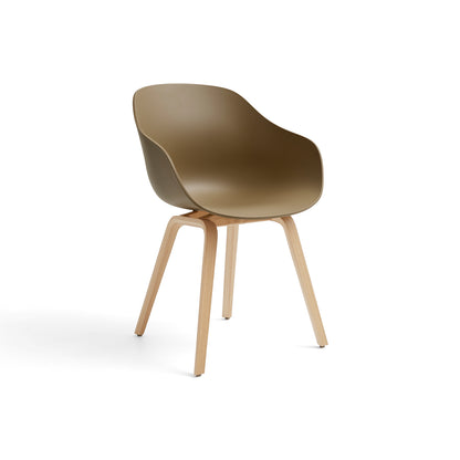 About A Chair AAC 222 - New Colours by HAY / Clay Shell / Lacquered Oak Base