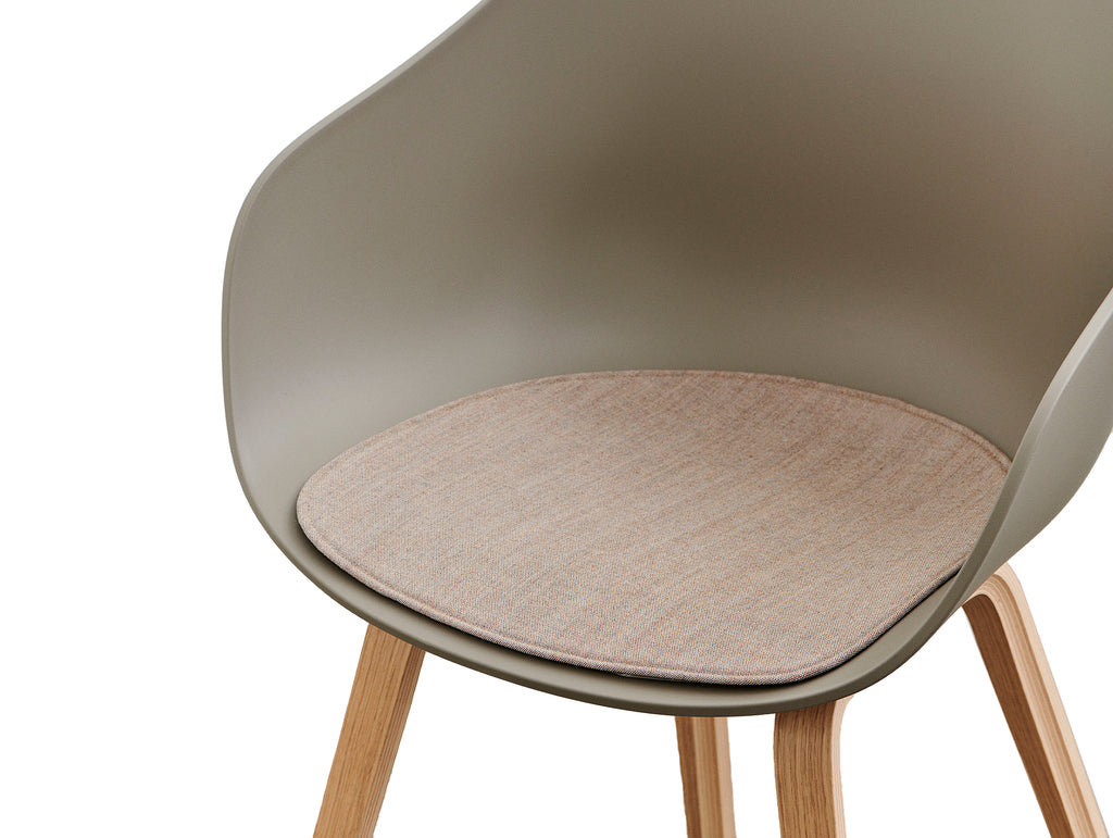 Hay seat pad clearance