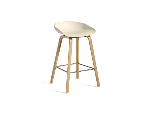 About A Stool AAS 32 by HAY - H 65cm / Melange Cream Shell / Lacquered Oak Base