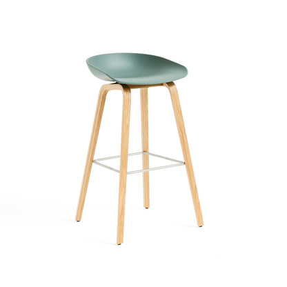 About A Stool AAS 32 by HAY - H 75cm / Fall Green Shell / Lacquered Oak Base