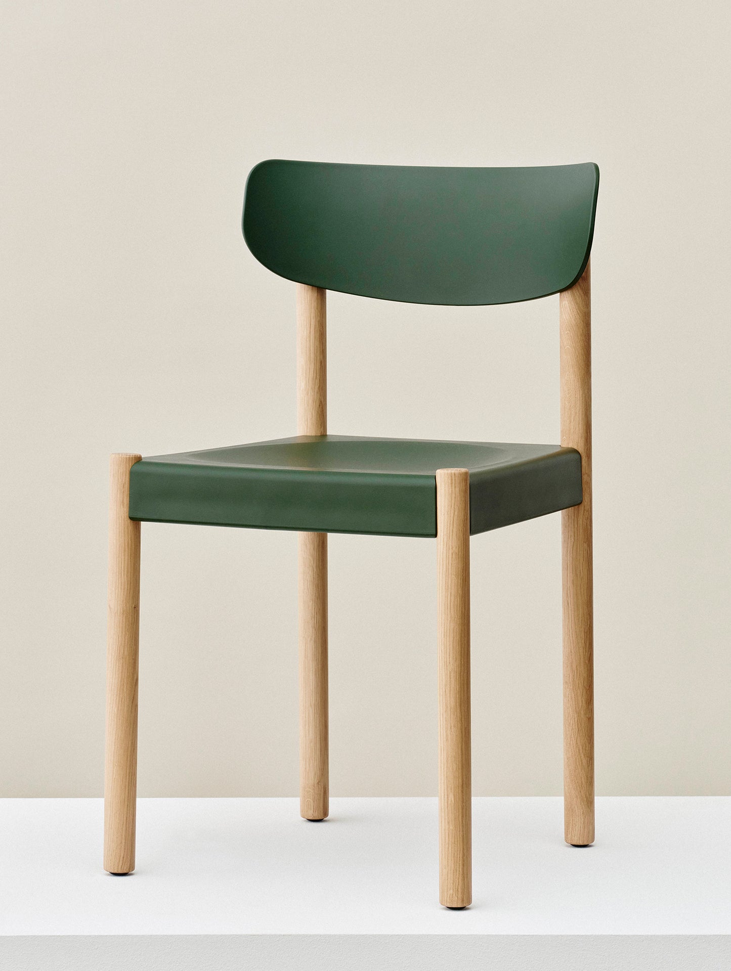 Pack Chair 10 by HAY - Palm Green / Oiled Oak