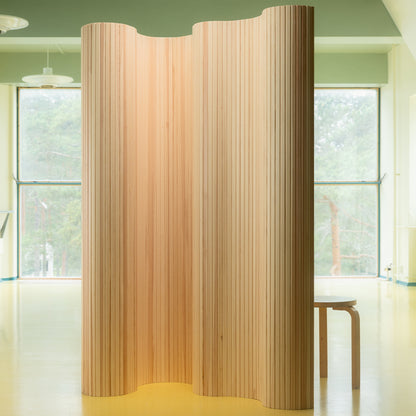 Screen 100A by Artek